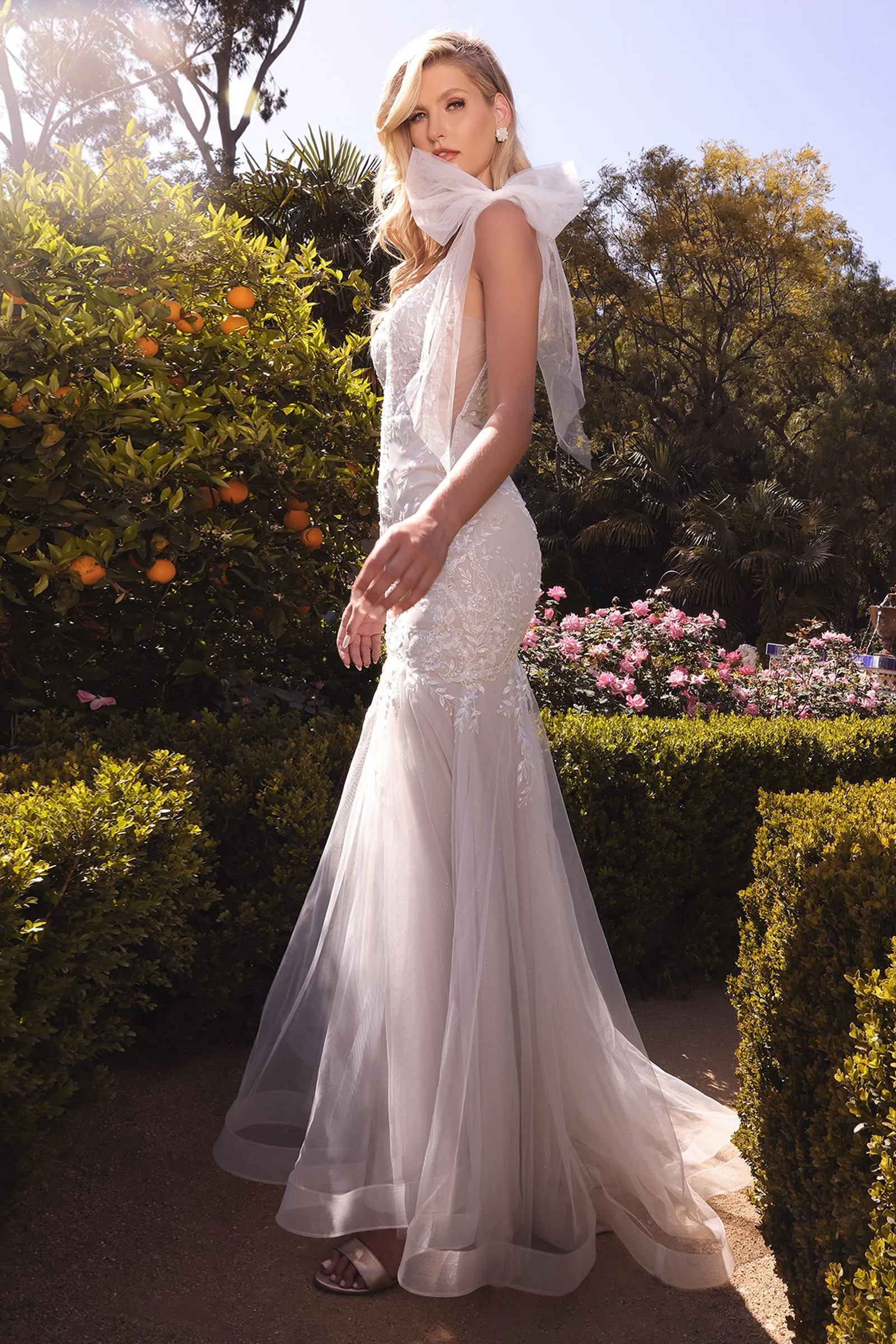 VIKA LACE MERMAID WEDDING GOWN CDA1039W