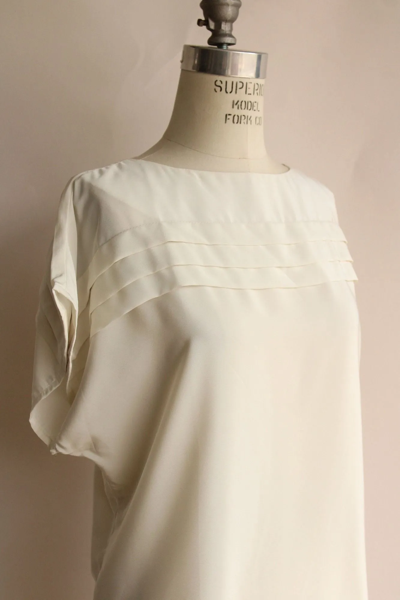 Vintage 1980s NWT Kaki Roberts Winter White Blouse