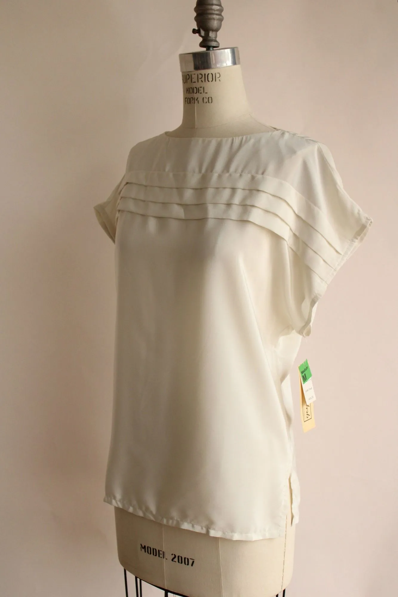 Vintage 1980s NWT Kaki Roberts Winter White Blouse